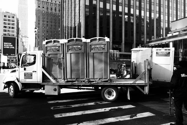 Best Porta potty delivery and setup  in Garfield, TX